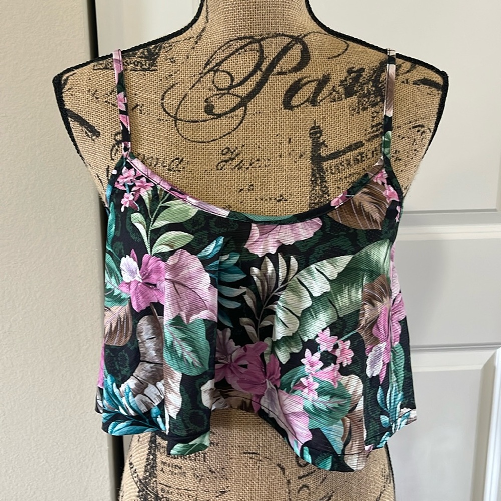 NWT Hurley Island Style Front Swing Tank. XS
